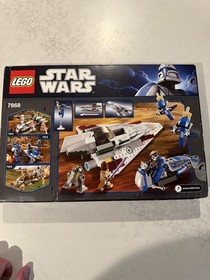 LEGO Star Wars 7868 Mace Windu's Jedi Starfighter Special Edition 210pc 2011