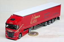 Herpa 314121  	Iveco S-Way Gardinenplanen-Sat...