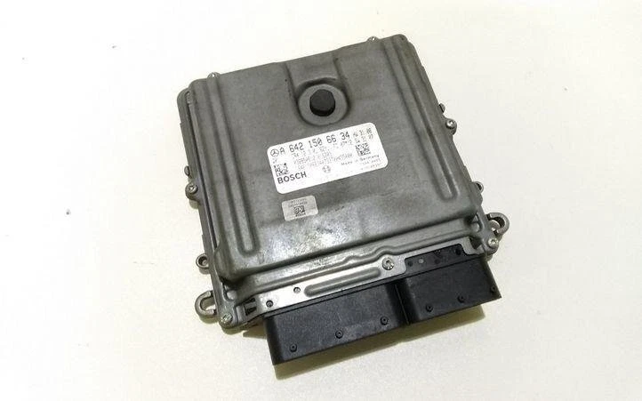 MERCEDES-BENZ R W251, V251 Engine Control Unit A6421506634 3.0  