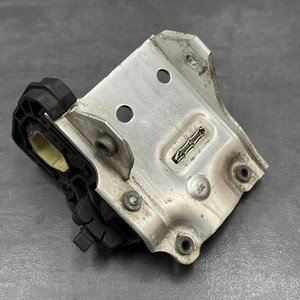 BMW 5er F07 F10 F11 Adapterplatte Stoßstange vorne rechts Halter Kühler 7186514