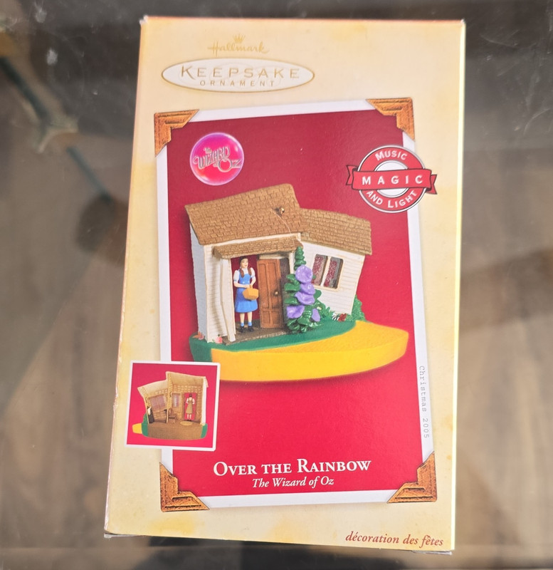 Hallmark Magic Keepsake Ornament Over the Rainbow Wizard of Oz Dorothy 2005