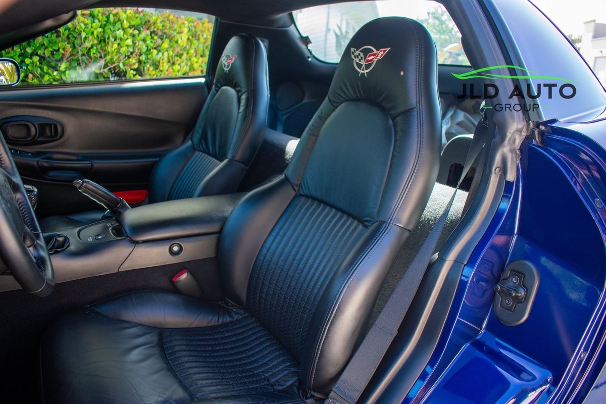2004 Blue Chevrolet Corvette   | C5 Corvette Photo 8