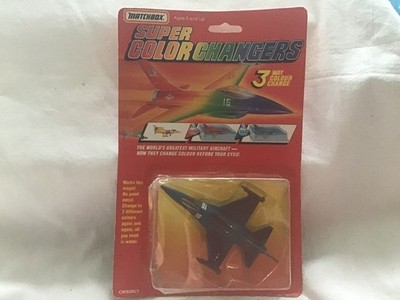 MATCHBOX (CM806C1) US ISSUE SUPER COLOR CHANGERS JET - ON CARD