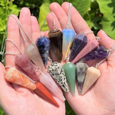 Péndulo de cristal de piedra natural colgante hexagonal de curación de chakra Reiki