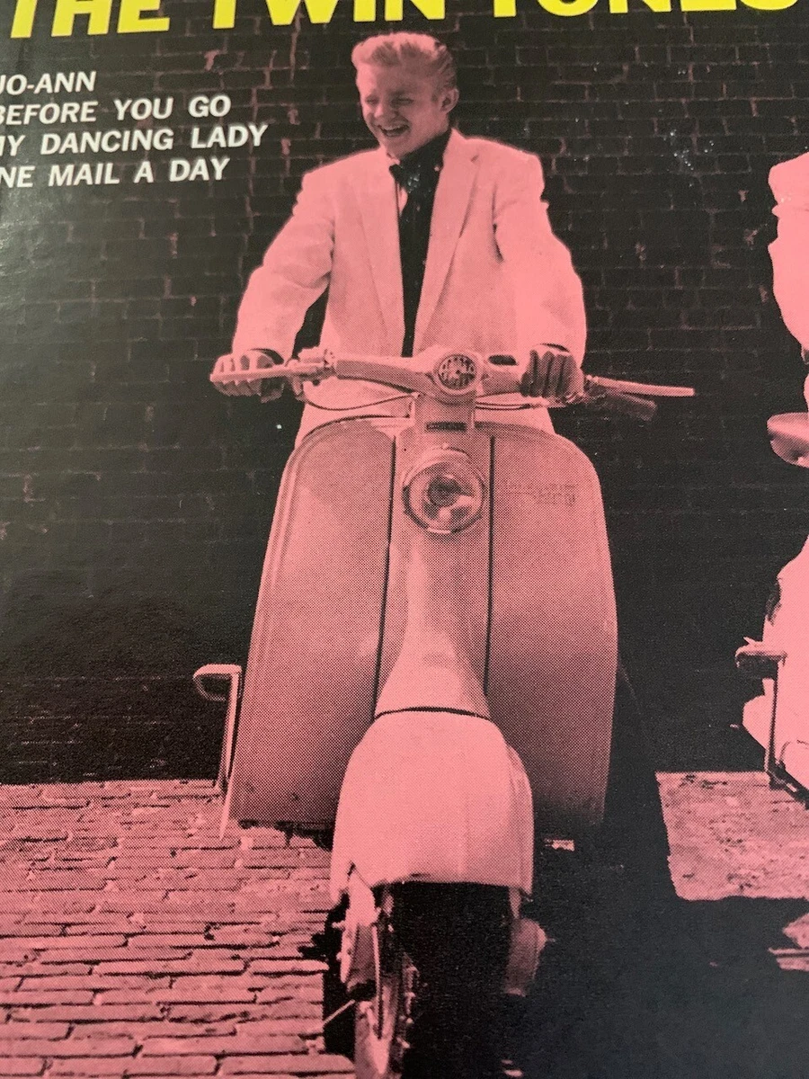 Jim and John The Twin-Tones Vinyl RCA 45 EP Lambretta 1958 RCA Victor