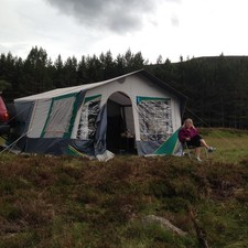 Trailer tent with full size awning Sleeps 4 inside and 2-4 in awning 6 foot long