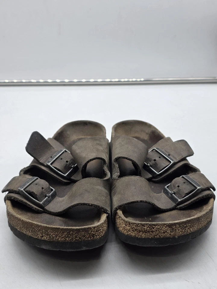 Sandalias Birkenstock Arizona para hombre talla 9 cuero marrón doble correa deslizable cómodas Foto 2 de 4