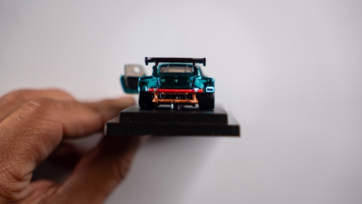 Hot Wheels RLC Exclusive RWB Porsche 930 – Spectraflame Teal