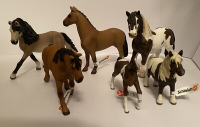Einzelne Schleich Pferde Ponys Fohlen Gebraucht Teilweise Mit Fähnchen Etikett