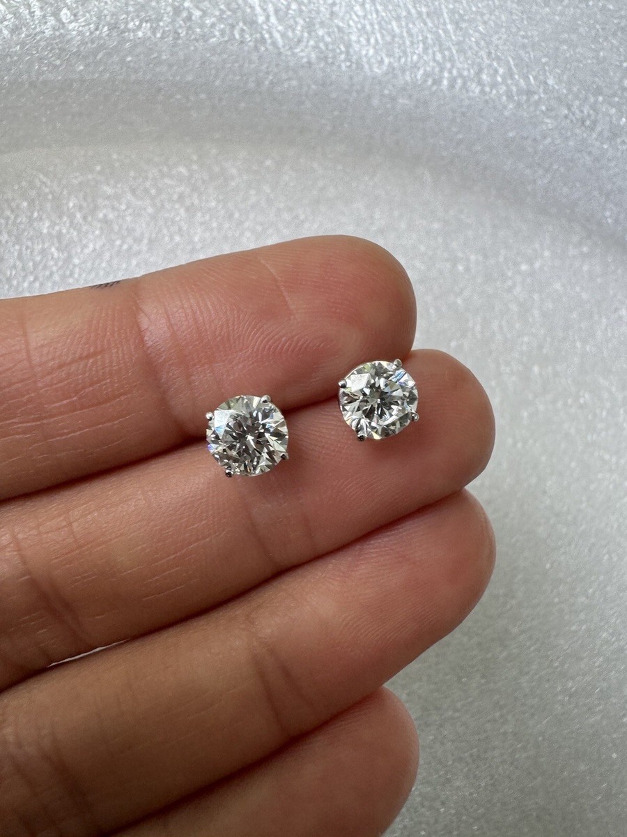 14k White Gold Lab Created 2 Carat Stud Earrings, 2.00 TCW, D/E