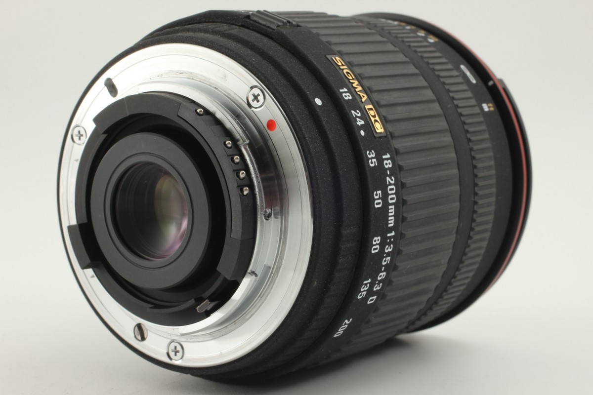 Exc+++++】Sigma Zoom 18-200mm f/3.5-6.3 DC Lens w/hood for Nikon