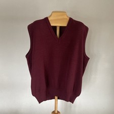 Breidhof - Gr. 56 - Germany - Weinrot - Pullunder Schurwolle 50% + Polyacryl 50%