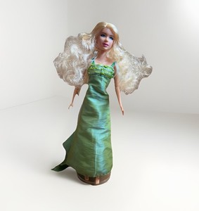 taylor swift green dress teardrops on my guitar Kelly Green Halter Maxi Dress main image 1