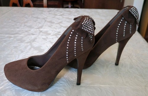 Women's Sexy Dark Brown Faux Suede Rhinestone and Bow Detail Pumps Heels 8.5 - Picture 2 of 6