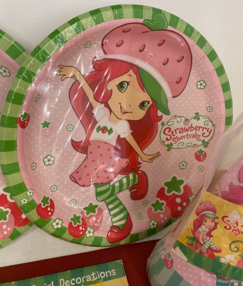 2012 ❤ Pastel corto de fresa ❤ Lote de cumpleaños/fiesta - Platos servilletas sombrero deco's Foto 4 de 4