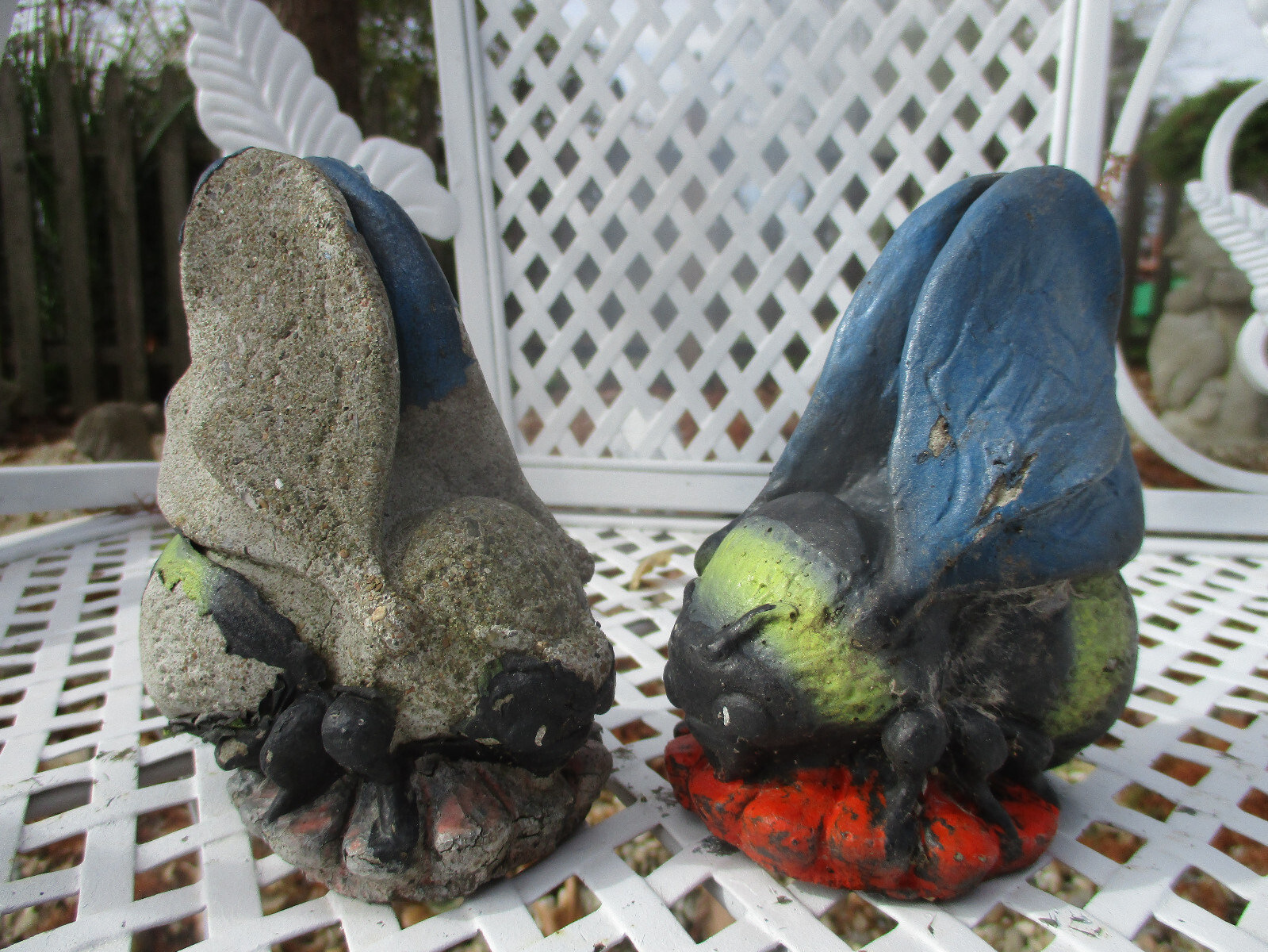 PAIR OLD WEATHERED HONEYBEES VINTAGE CEMENT/CONCRETE GARDEN STATUES eBay