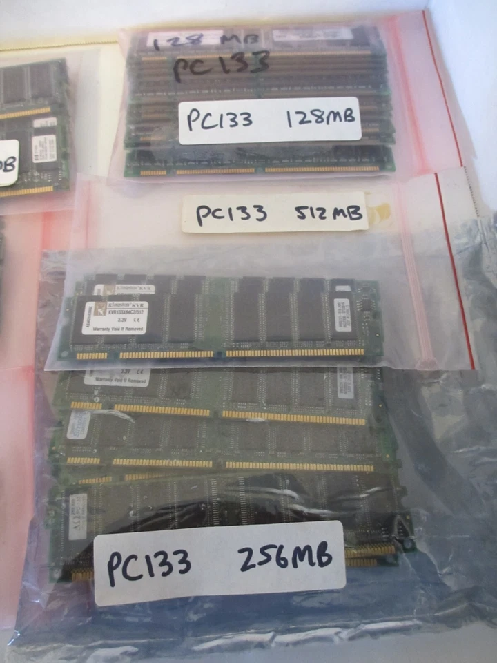 54 pieces PC Computer Memory SDRAM PC133/PC100/PC66 168-pin DIMMs, Large Lot - Image 2 of 4