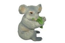 Koala Bear Eating Leaves Museum Quality Plastic Replica 2" - F3263 B32