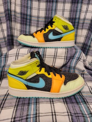 Nike Air Jordan Size 5.5Y Orange, Black, Green, Blue, Yellow