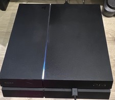 Sony PlayStation 4 (PS4) - 500GB - Jet Black Console and Power Cable - Very Good