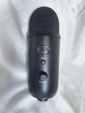 Blue Yeti Professional Multi-Pattern USB Condenser Microphone - TESTED