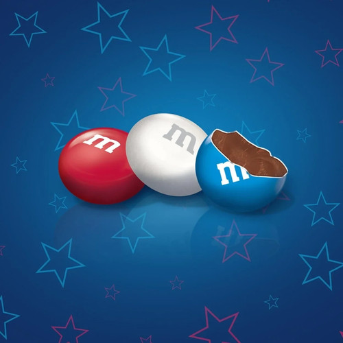 MandMs Milk Chocolate Patriotic Mix (62 Ounce) - Picture 3 of 5