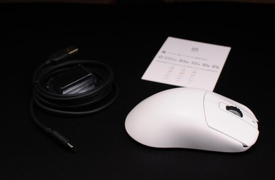 VAXEE XE v2 Wireless (4K) eSports Maus / Mouse / weiß 