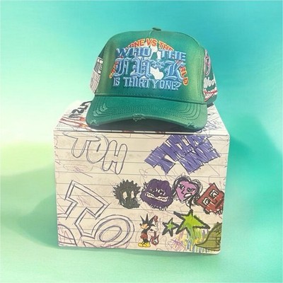 Thirtyone hats (who TF is thirty one ) 