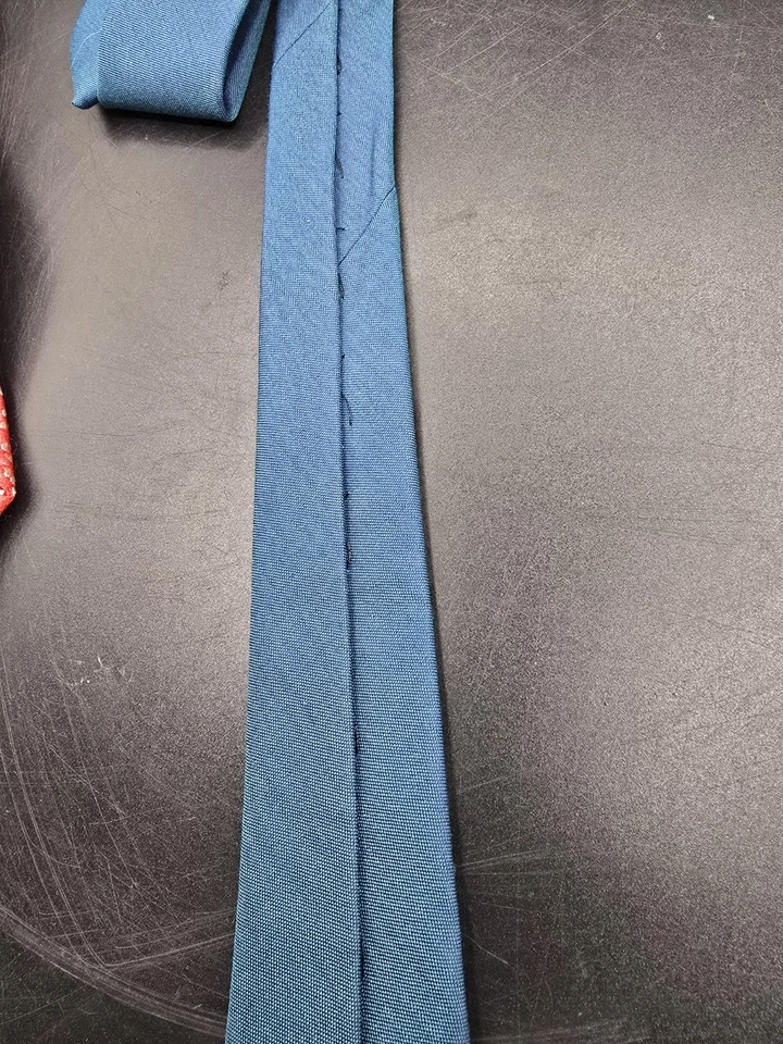 Corbata de cuello de seda hecha a mano con estampado de diamantes verdes Charvet-Francia Foto 4 de 4