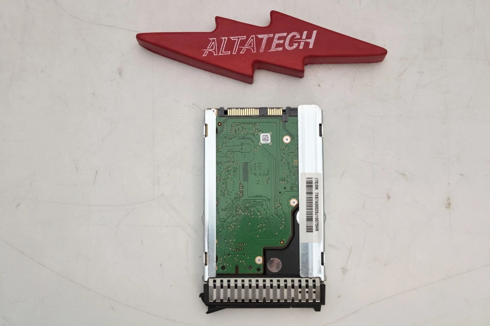 Lenovo 00YK017 1.8TB 10K 12G SAS 512E 2.5' G4HS - Image 3 of 4