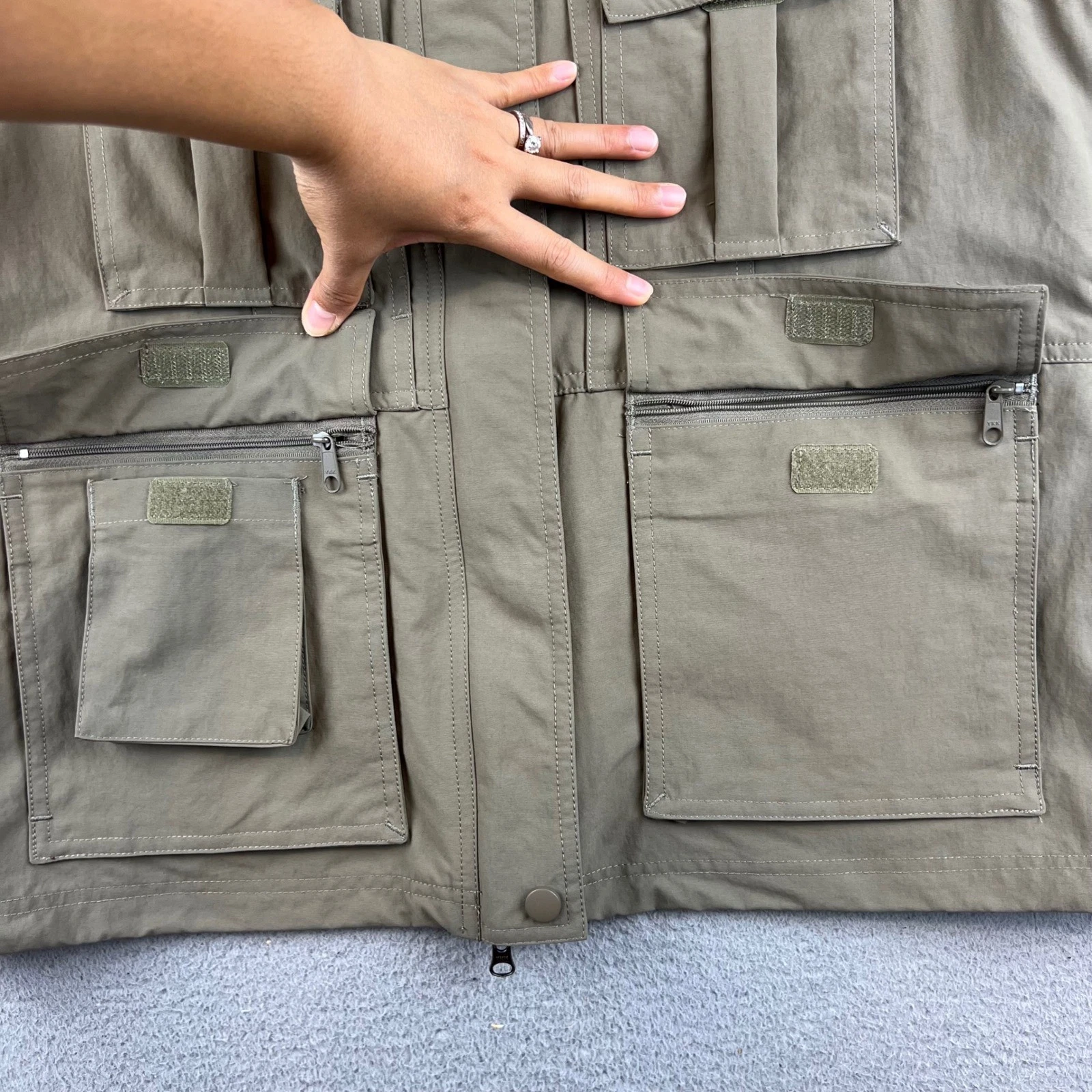 Magellans Travel Gear Mens Utility Vest Large Olive Green Multi Pocket Safari - product detail image 4