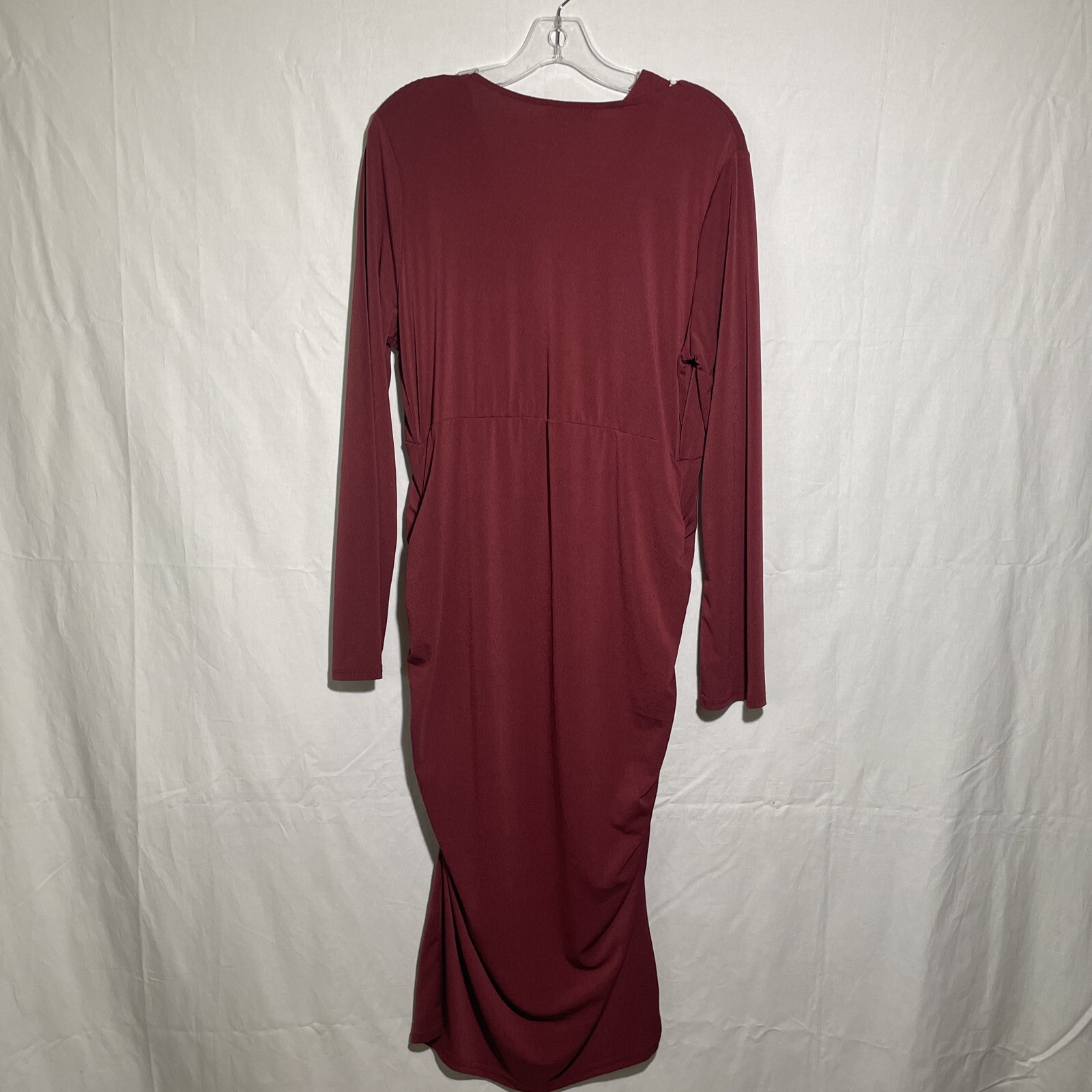 Venus Dress Long Sleeve V-Neck Ruched Burgundy Knit Bodycon Dress Size ...