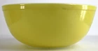 Vintage Pyrex 404 Yellow 4 QT Mixing Bowl   #PX71