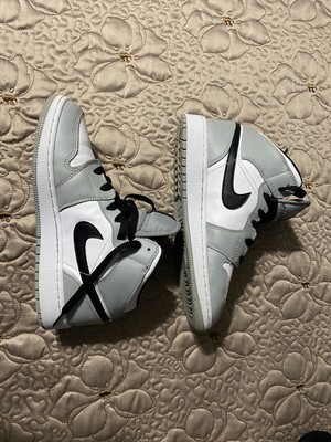 Nike Air Jordan 1 Mid Light Smoke Grey (GS) | 554725-092 | LUSSO Footwear