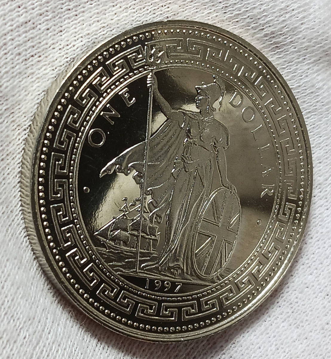 旧貨幣セット 1000元 100元 50元　ココア 1997 Hong Kong Trade Dollar - Colorized Coin - HK Returns to China
