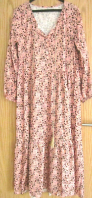 Lill Fashion Maxikleid , Boho chic , Gr. M 38-40 rose`mit Quasten NEU!