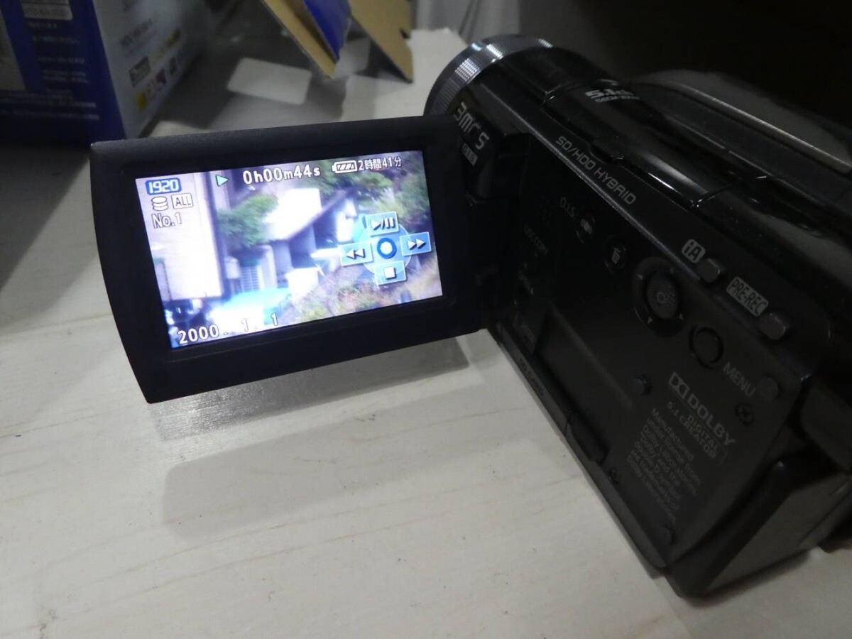 Panasonic Digital Full HD Video Camera Recorder HDC-HS100