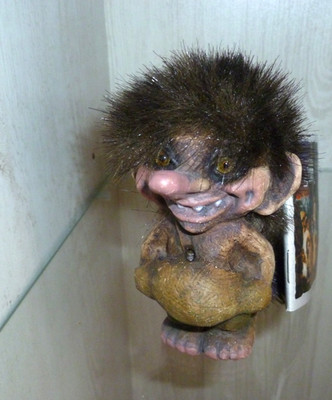 Nyform  Troll   Nr.  018  Höhe ca  10  cm 