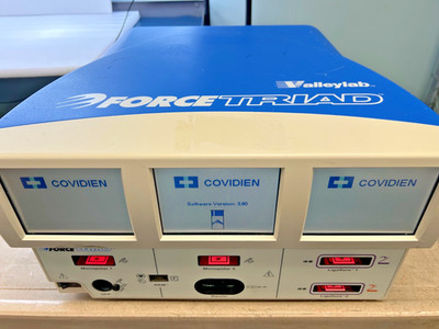 Covidien ValleyLab FORCE TRIAD V3.8 Electrosurgical Generator