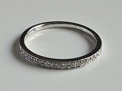 Beaverbrooks 18ct White Gold Diamond 2mm Wedding/Eternity Ring - Size N - Picture 6 of 14
