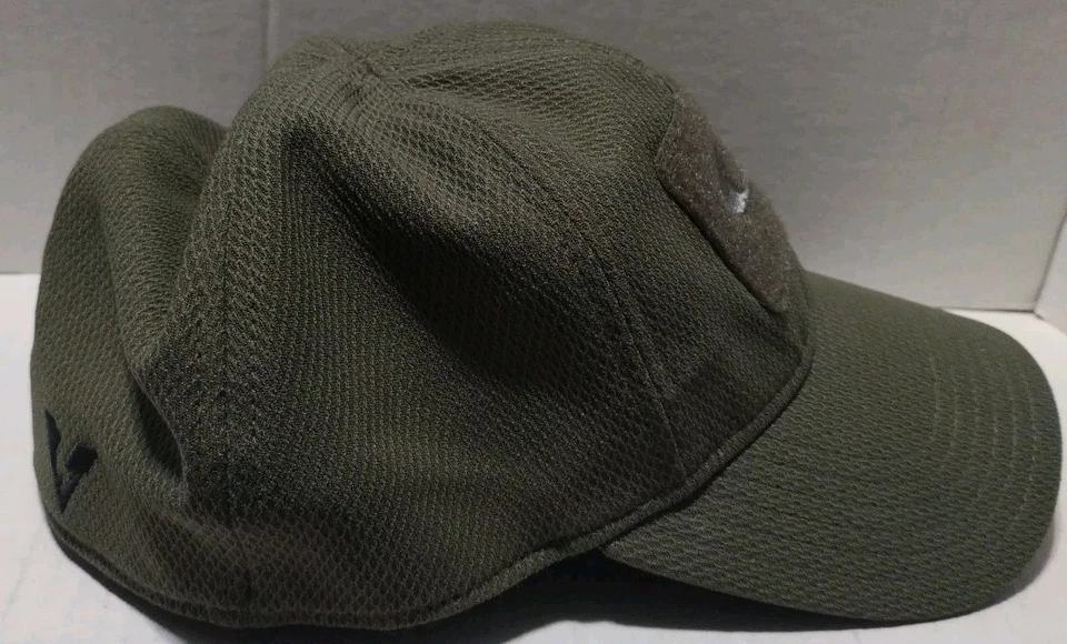 Gorra ajustada Oakley Hydrolix L/XL Performance Fit. Verde oliva Foto 3 de 4