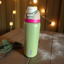 Owala Green and Pink FreeSip 32oz Water Bottle