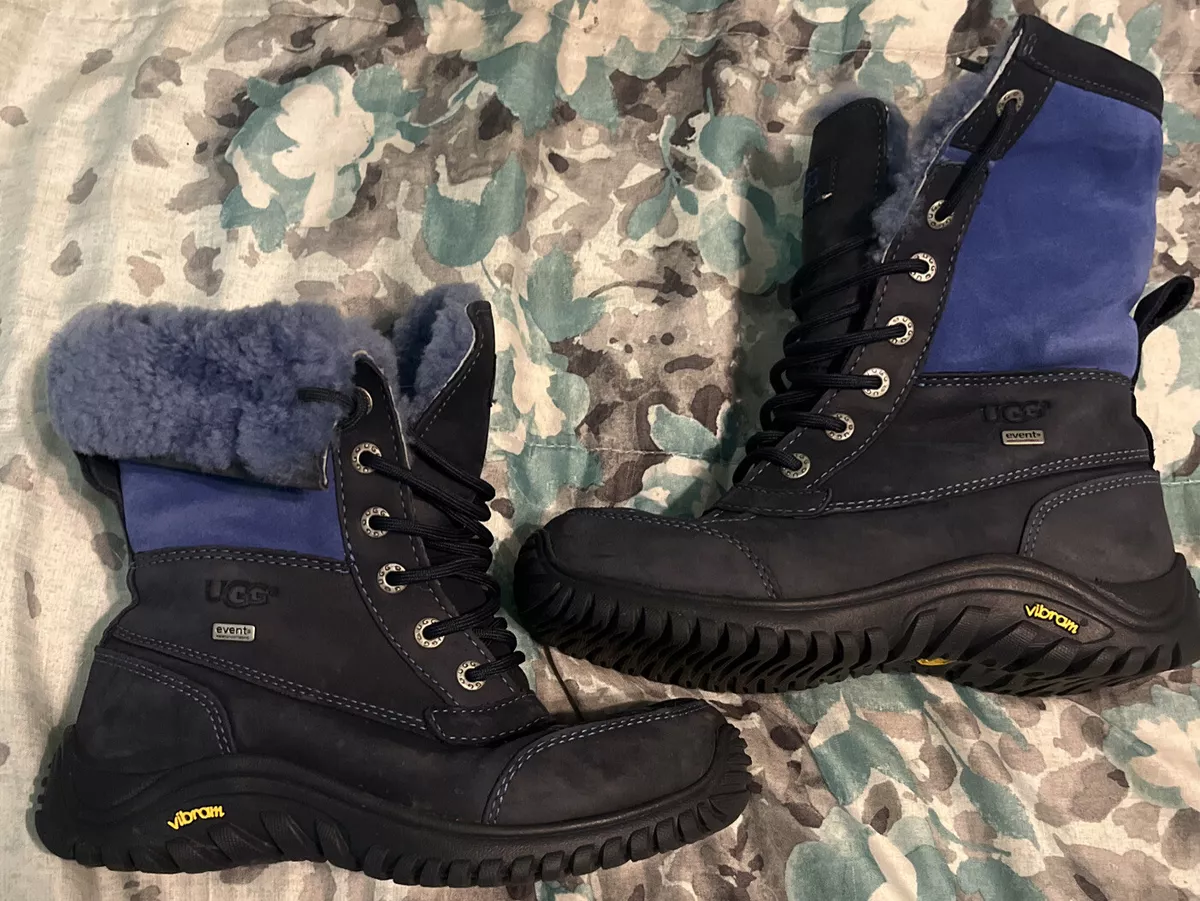 Women s UGG Australia Adirondack II Blue waterproof boots Sz 6 EUC Htf