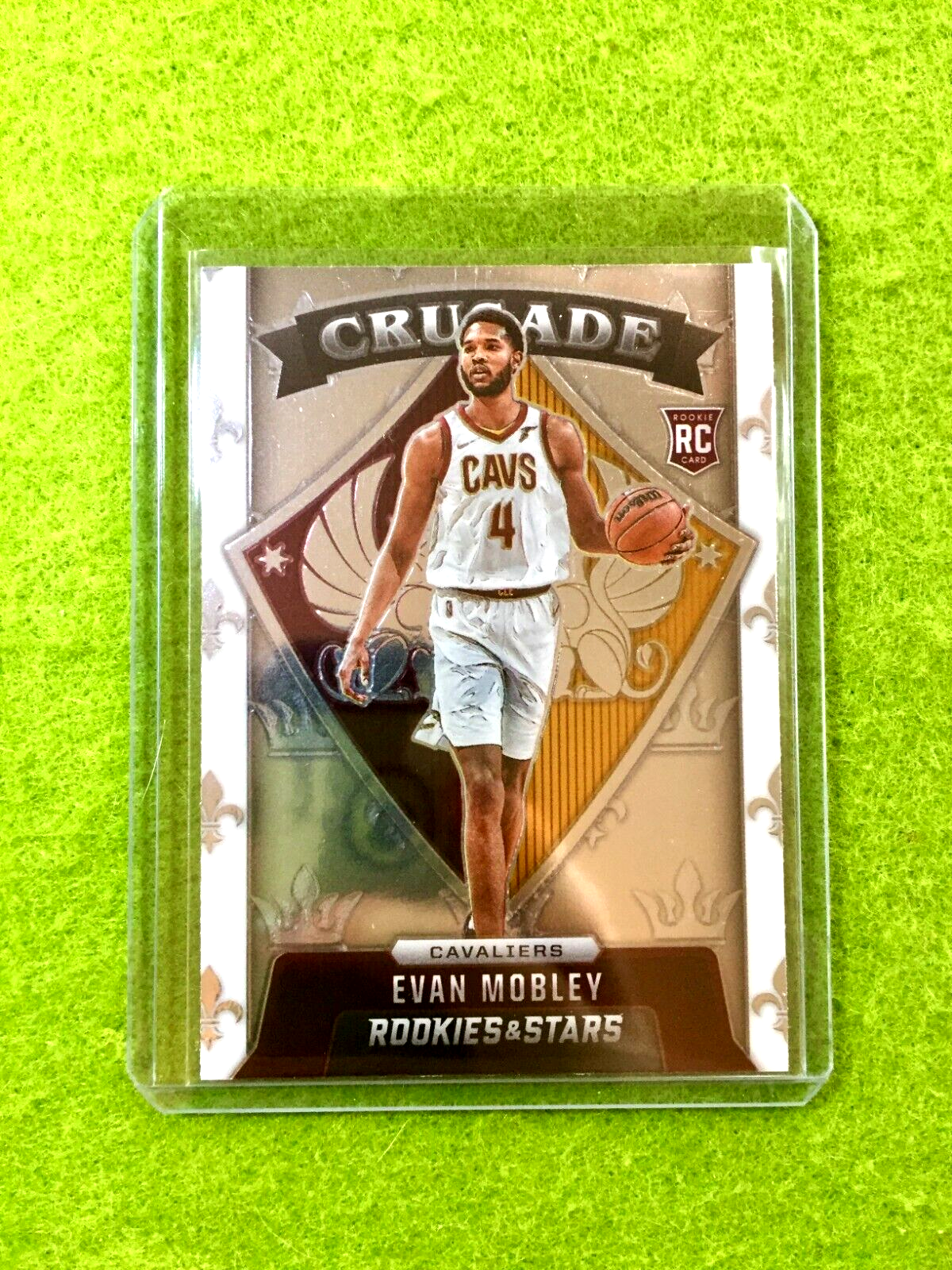 EVAN MOBLEY CRUSADE ROOKIE CARD JERSEY #4 CAVS RC 2021 Chronicles Evan Mobley rc