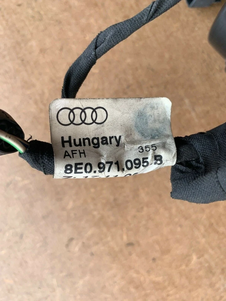 2002-2005 AUDI A4/A4 QUATTRO CHICOTE DE FIOS DE PARA-CHOQUE DIANTEIRO FABRICANTE DE EQUIPAMENTO ORIGINAL - Imagem 3 de 4