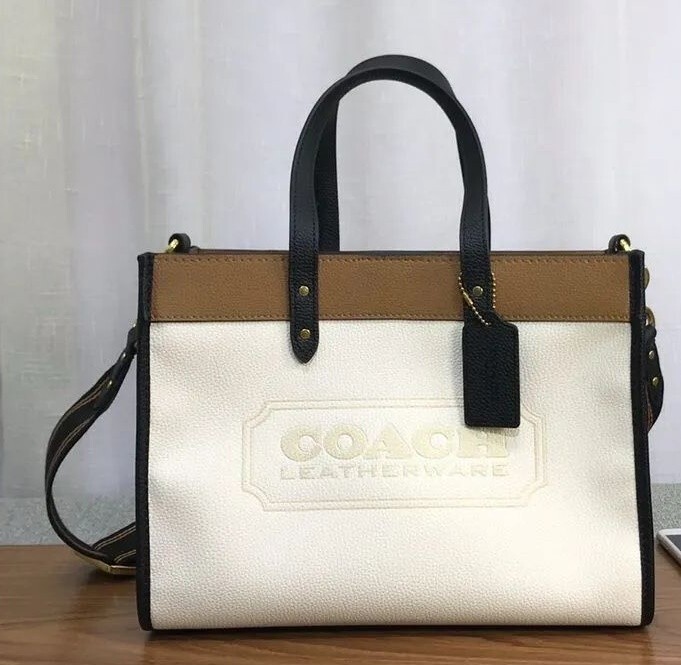 COACH Field Tote 30 In Colorblock With Coach logo Badge Handbag