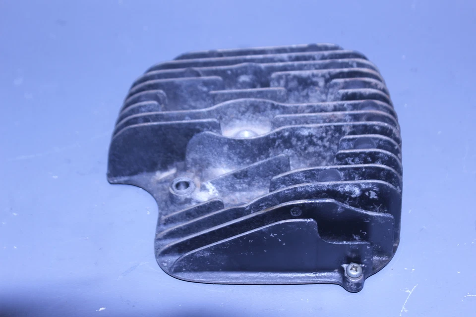 CUBIERTA DE LA CABEZA DEL CILINDRO DEL MOTOR SUZUKI 1980 DS250 77-81 TS250 11111-30503 Foto 4 de 4