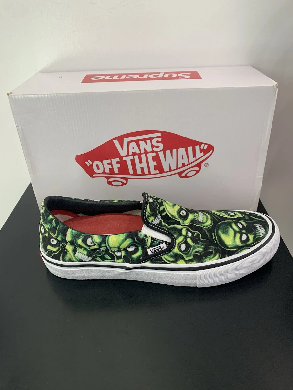 Pile de crâne Vans Supreme Slip On Pro taille 10