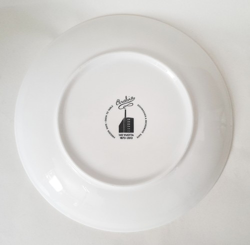 TOINI Arabia 140th Anniversary Plate 2013 blue white 260cm Johanna Kunelius - Picture 5 of 6
