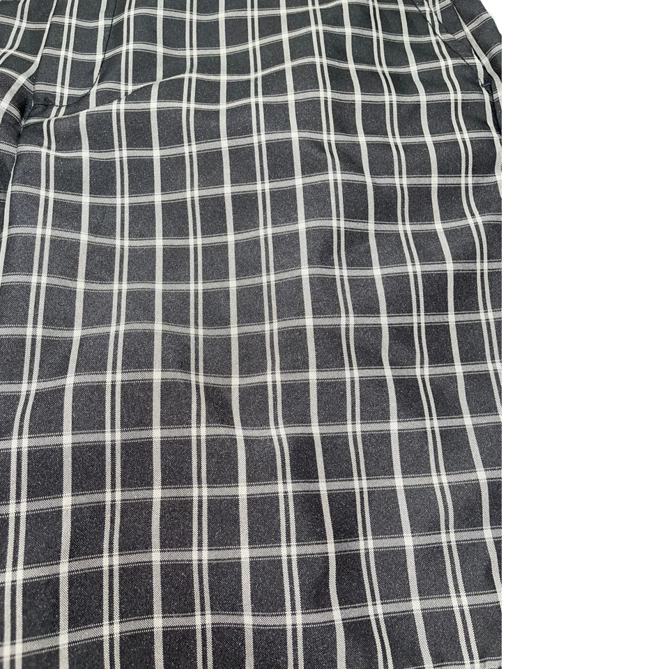Pantalones Cortos Izod Cuadros Negro Gris Plata Frente Plano Talla  Foto 4 de 4